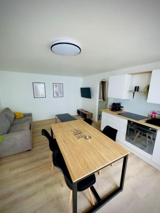 Petite Maison Avec Terrasse * La Penne-sur-Huveaune